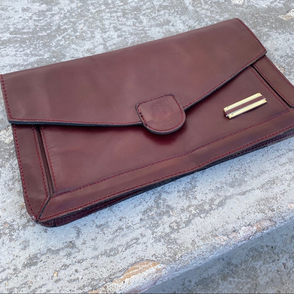 2/$16 Vintage Envelope Clutch Burgundy PUL